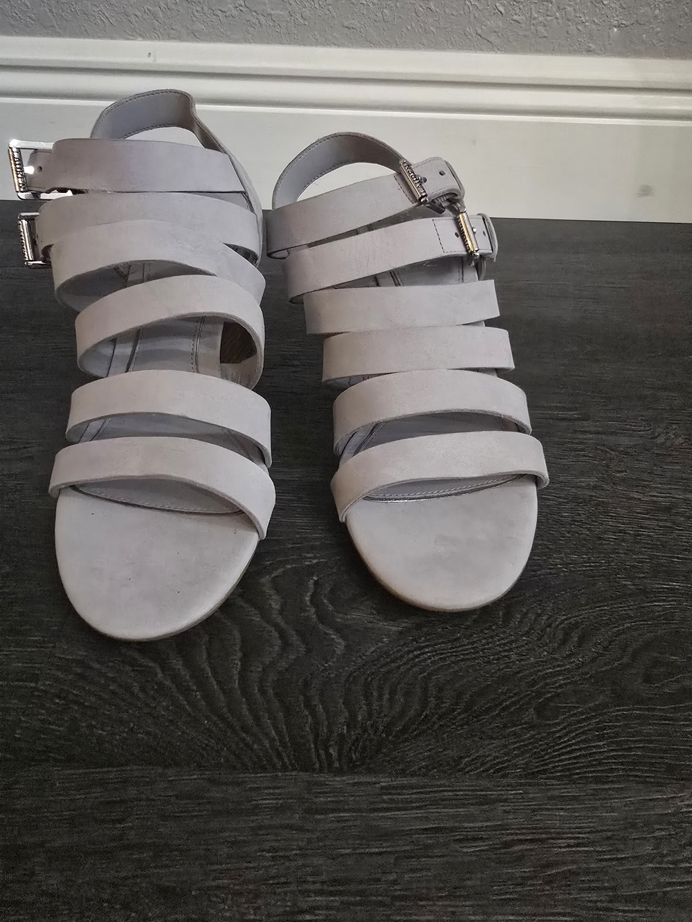 Lauren Ralph Lauren Aleigh Leather Strappy Wedge Sandals Gray Size 9B NWOB